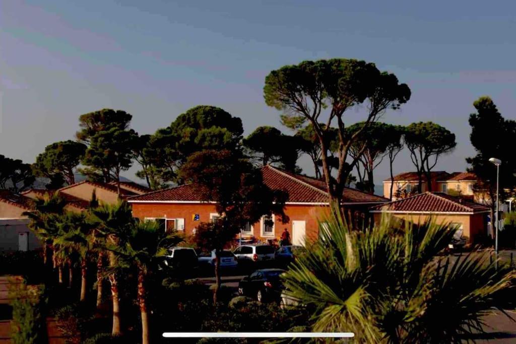 La Baleine Verte Villa Calvisson Bagian luar foto